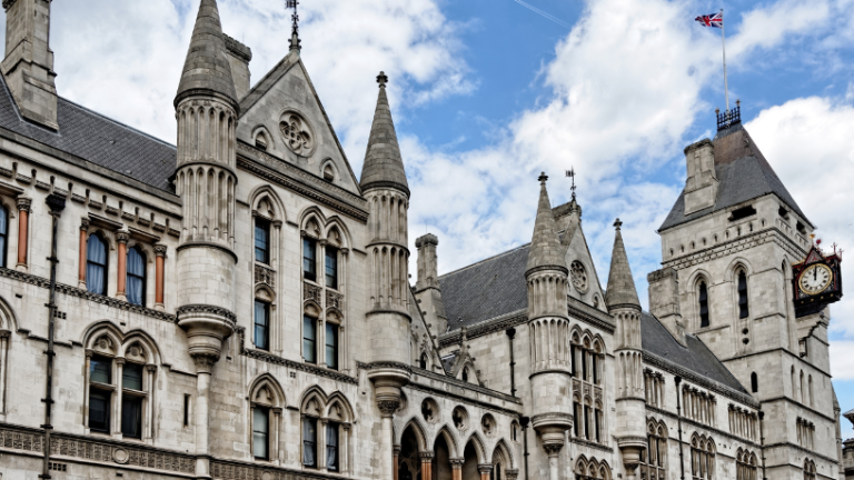 Manter a qualidade sob pressão é essencial para fortalecer a confiança e entregar decisões seguras, comenta Hebron Costa Cruz de Oliveira.