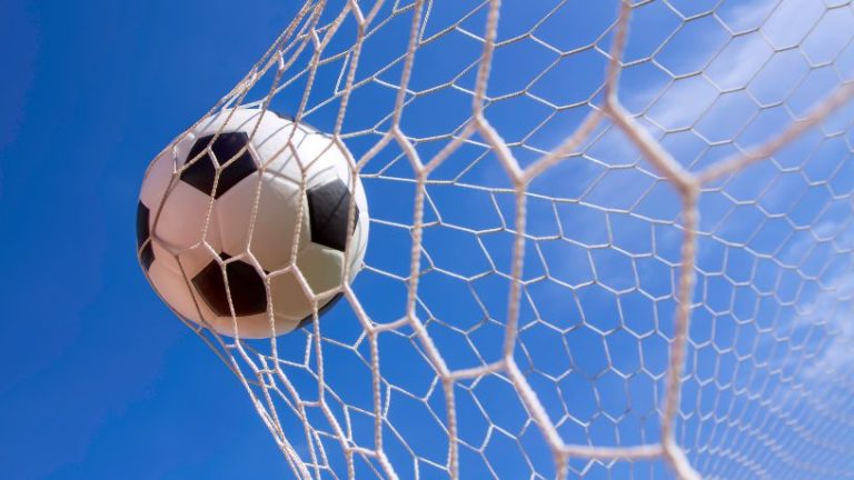 Corinthians supera Velo Clube nos acréscimos e entra no G8 do Paulistão Corinthians supera Velo Clube nos acréscimos e entra no G8 do Paulistão