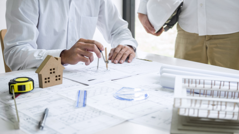 Pós-obra: Como decisões técnicas evitam problemas futuros no mercado imobiliário? No pós-obra, decisões técnicas bem planejadas evitam problemas futuros e reduzem custos no mercado imobiliário. Alex Nabuco Dos Santos explica a importância da prevenção.