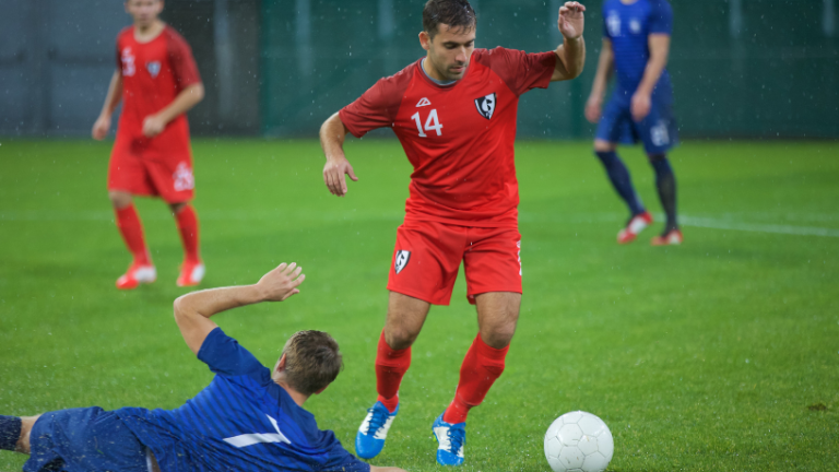 Confusão em clássico paulista expõe limites da rivalidade e reforça debate sobre violência no futebol